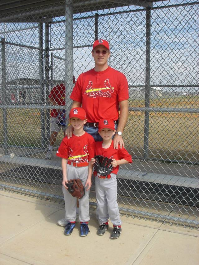 2006/03(Mar)/03(Tee-Ball-Chance-Dax)/640x480_2006-03-04 10-Tee-Ball.JPG